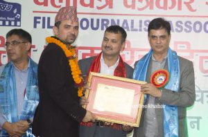 Onlinekhabar journalist Bijaya Subedi bags Film Journalism Award