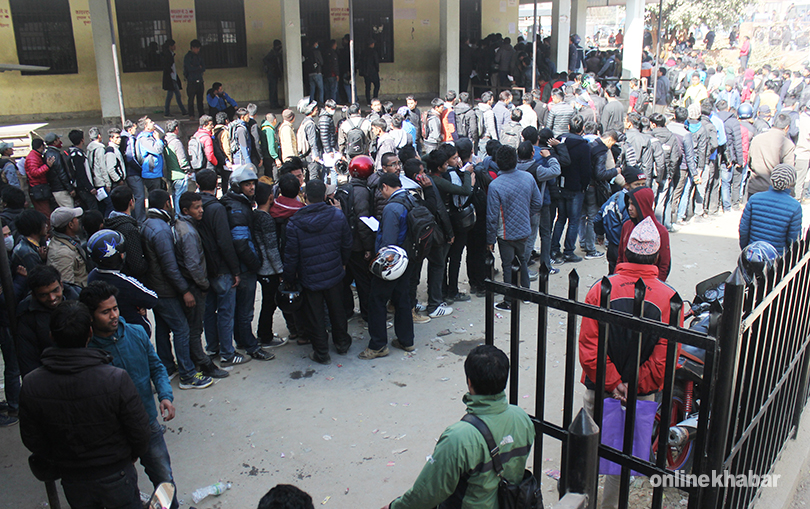 File image: A queue for driving licences at the Transport Management Office in Ekantakuna. public holidays