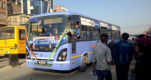 Amid organisations’ bargaining, Mayur Yatayat resumes bus service in Kathmandu