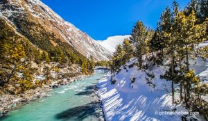 Avalanche in Manang