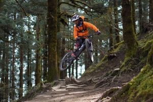 Star in the making: A budding mountain biker dares the DH scenario (Chapter I)