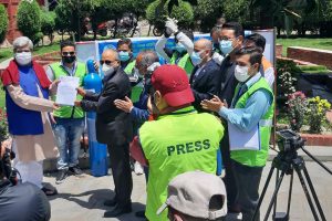 Govt receives 560 oxygen cylinders sent by Nepalis in the Gulf via NRNA