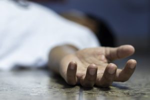 Husband kills wife in Karve