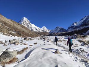 Korean backpacker dies in Everest region