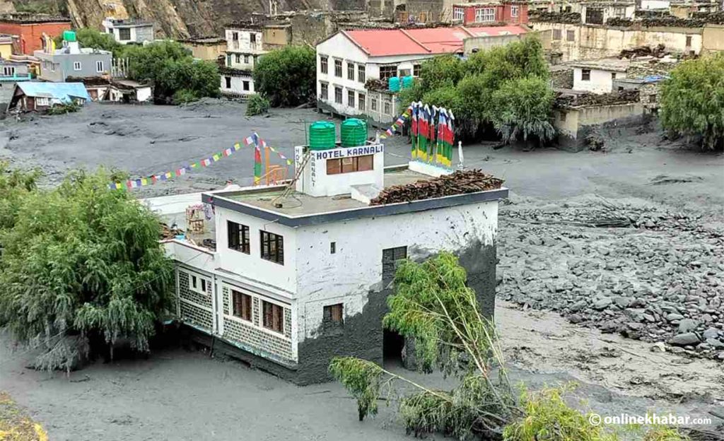 Floods in Mustang wreak havoc