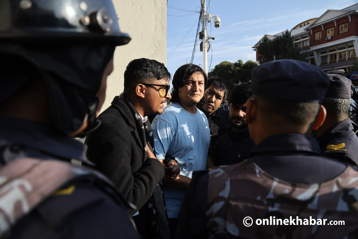 Locals stop Iih from peacefully protesting in front of Lalitpur Metropolitan City