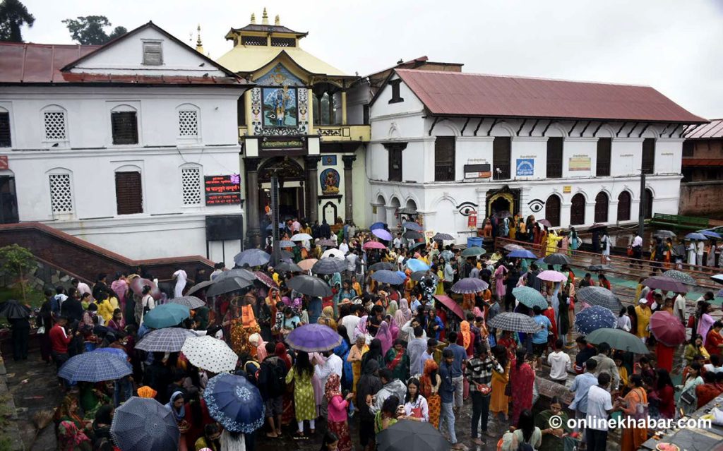 First Monday of Shrawan: Devotees flock to Pashupatinath Temple (Photo Feature)