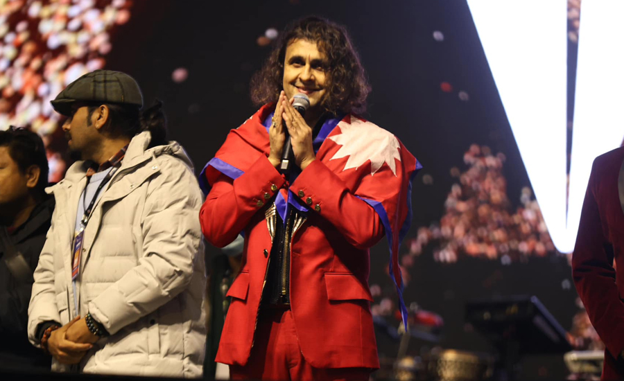 Indian singer Sonu Nigam performed in Kathmandu (photos)