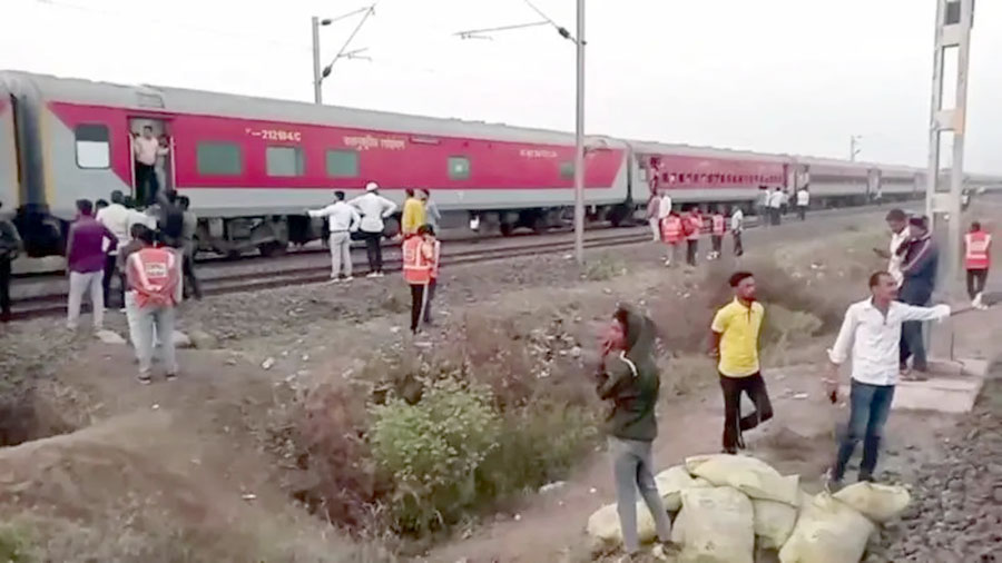 Train accident in India: Death toll reaches 13, four Nepalis identified